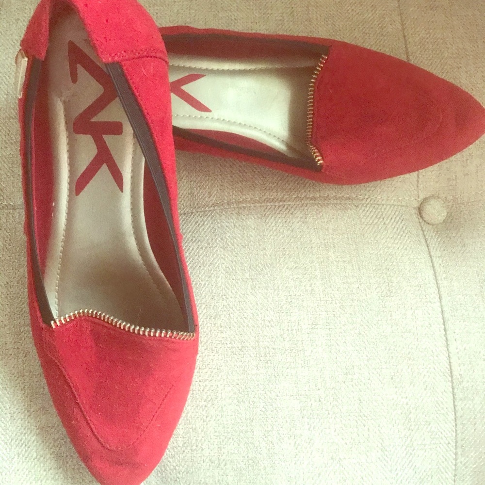 Ann Klein Red Flats